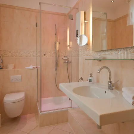 Park-hotel ティメンドルファー・シュトラント