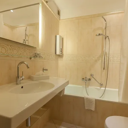 ホテル Park-hotel ティメンドルファー・シュトラント