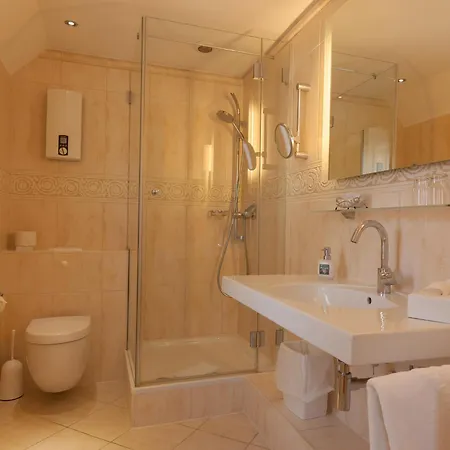 ホテル Park-hotel 4*